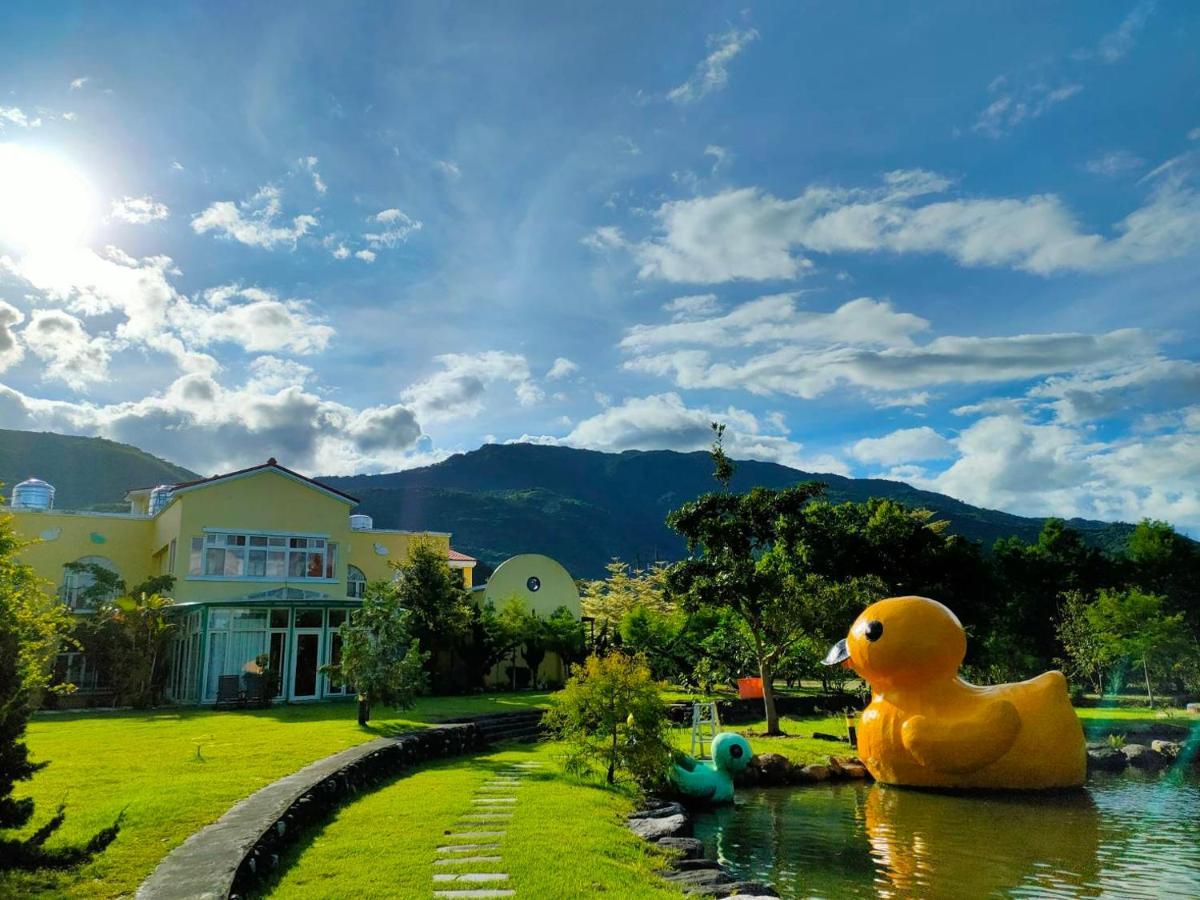 依比鴨鴨水岸會館 Ducking House Bed & Breakfast Ruisui Bagian luar foto